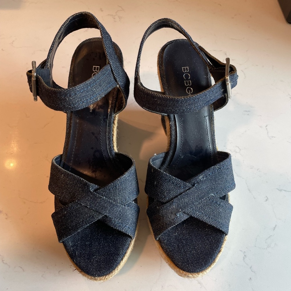 BCBG never worn platform wedges
